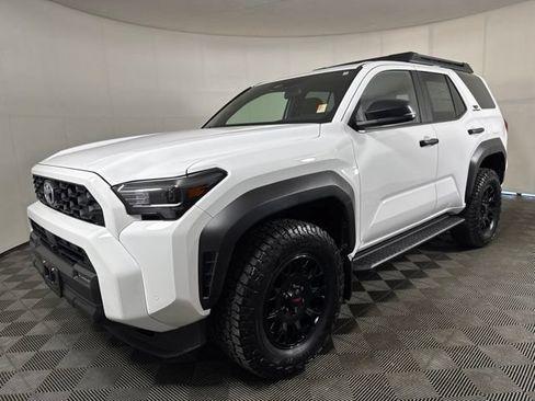 Used 2025 Toyota 4Runner TRD Off-Road AWD/4WD image 8