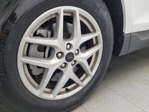 Used 2024 Ford Edge SEL image 31