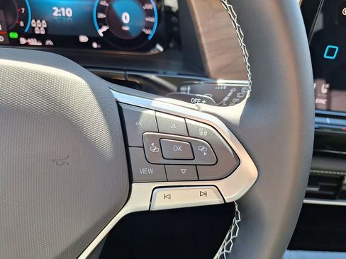 New 2026 Volkswagen Atlas SE FWD image 17