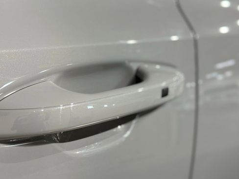 Used 2024 Kia Sorento S w/ Panoramic Sunroof Package image 18