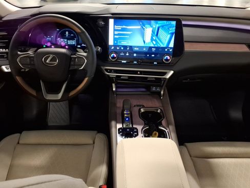 New 2026 Lexus RX 450h AWD image 11