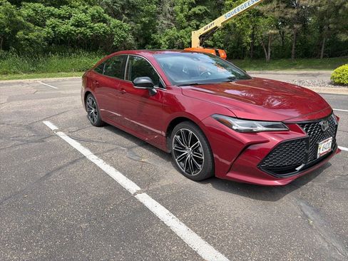 Used 2020 Toyota Avalon Touring w/ Advanced Safety Package FWD image 13