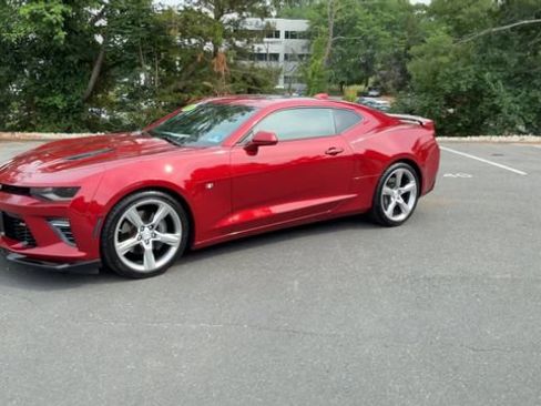 Certified 2018 Chevrolet Camaro SS RWD image 4