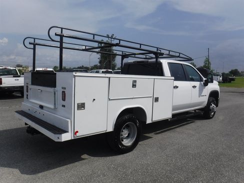 Used 2024 Chevrolet Silverado 3500 W/T w/ WT Convenience Package AWD/4WD image 2