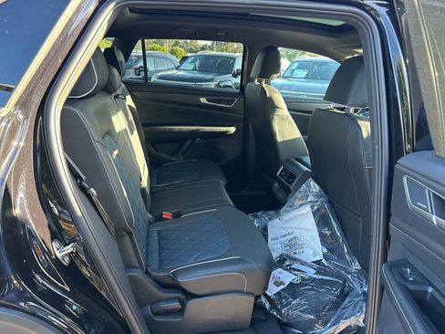 New 2026 Volkswagen Atlas Cross Sport SEL Premium R-Line AWD/4WD image 48