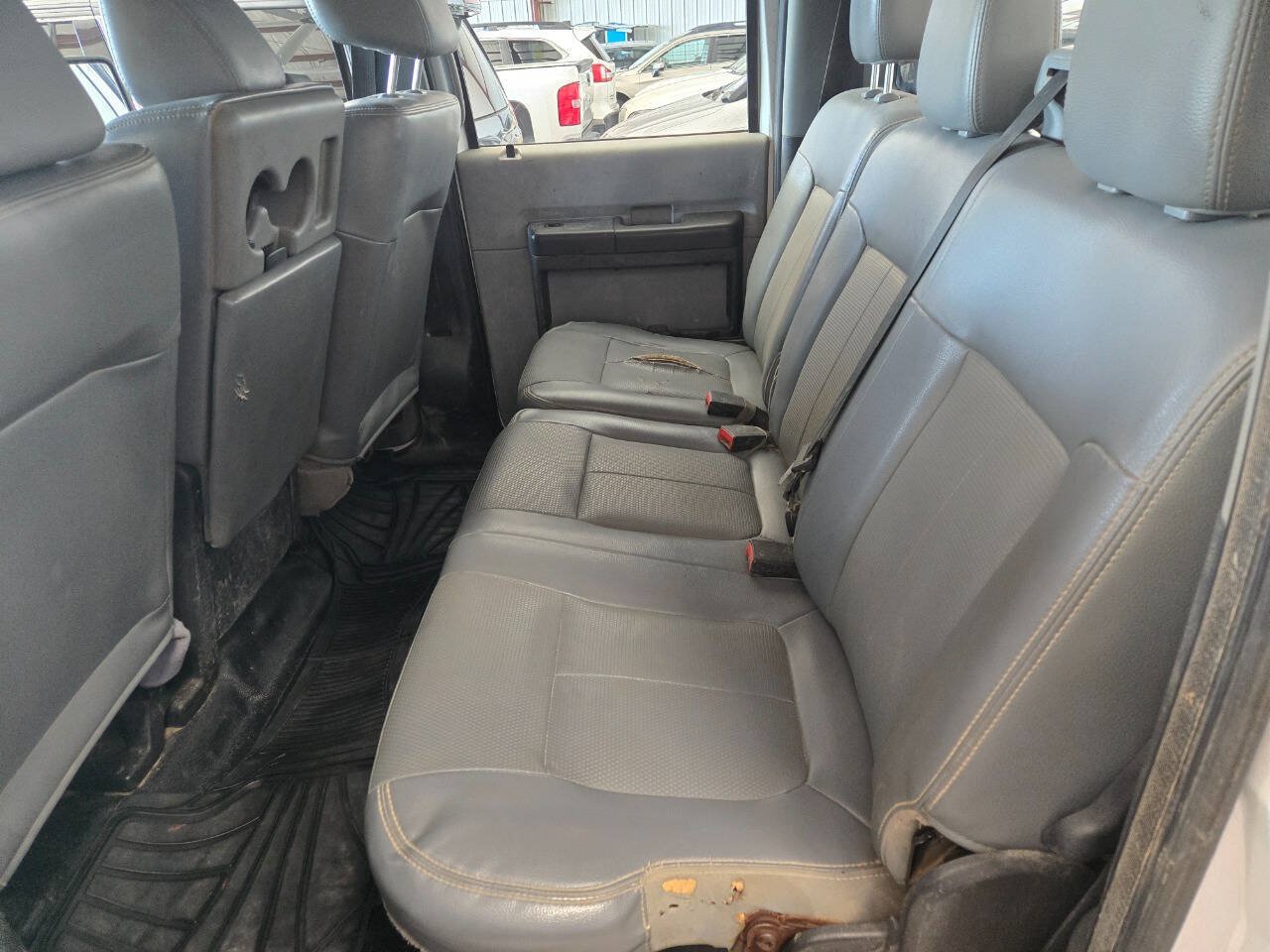 Used 2016 Ford F550 4x4 Crew Cab Super Duty image 28