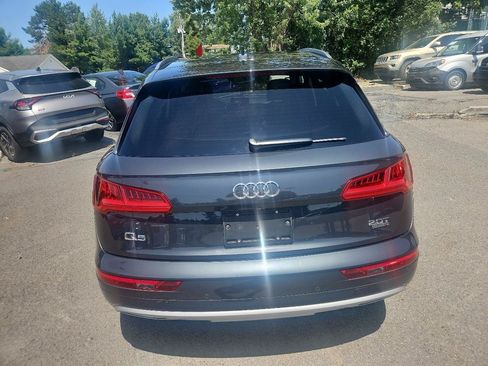 Used 2018 Audi Q5 2.0T Premium Plus w/ Premium Plus Package AWD/4WD image 4