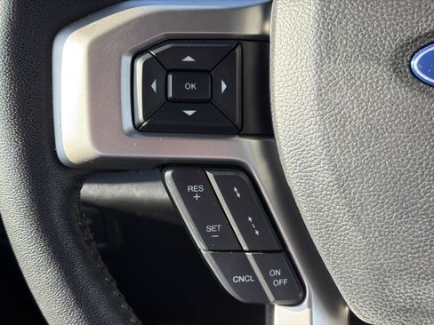 Used 2020 Ford F150 Lariat w/ Equipment Group 502A Luxury AWD/4WD image 15