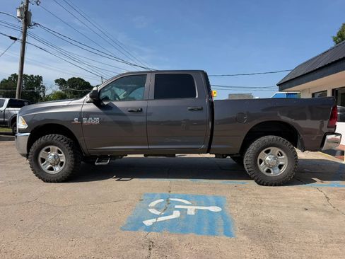 Used 2016 RAM 2500 Tradesman w/ Chrome Appearance Group AWD/4WD image 5