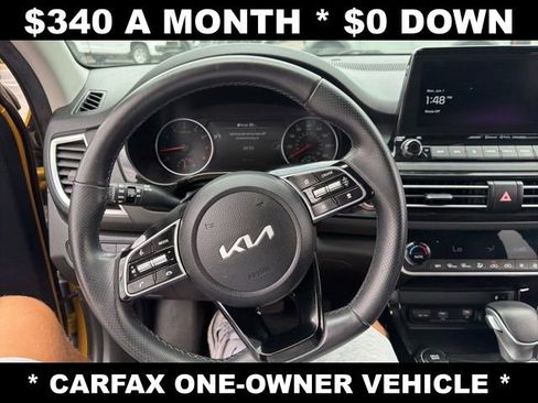 Used 2023 Kia Seltos SX w/ SX Sunroof Package AWD/4WD image 25