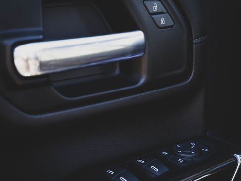 Used 2020 Chevrolet Silverado 2500 LT w/ All Star Edition image 17