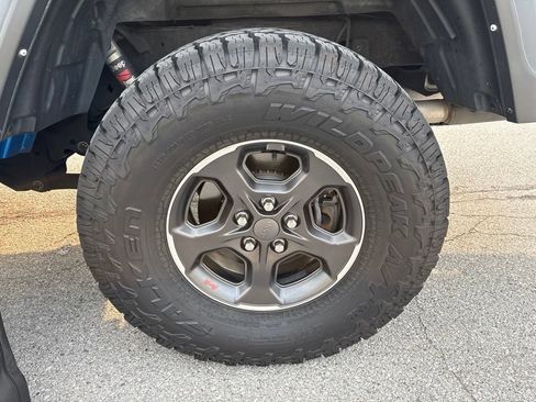 Used 2021 Jeep Gladiator Rubicon AWD/4WD image 23