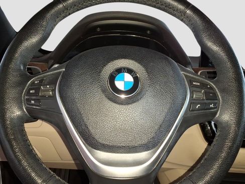 Used 2017 BMW 330i Gran Turismo xDrive image 25