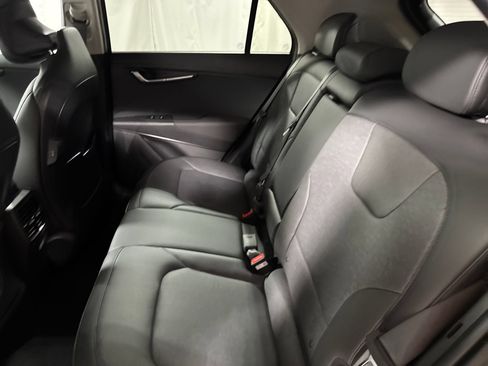 New 2026 Kia Niro Wave FWD image 5