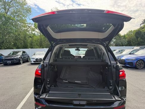 Used 2022 BMW X7 xDrive40i w/ Premium Package AWD/4WD image 36