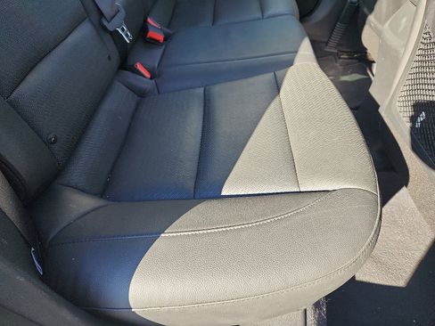 Used 2017 Hyundai Elantra Limited w/ Limited Tech Package 04 image 29