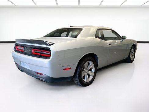 Used 2023 Dodge Challenger SXT RWD image 4