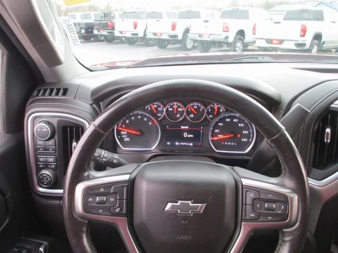 Used 2021 Chevrolet Silverado 1500 LT Trail Boss w/ Convenience Package II image 30