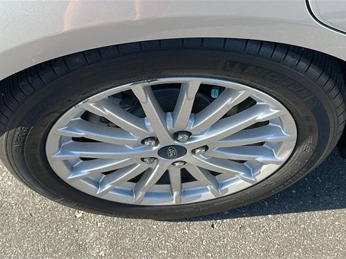 Used 2013 Ford C-MAX SE FWD image 20