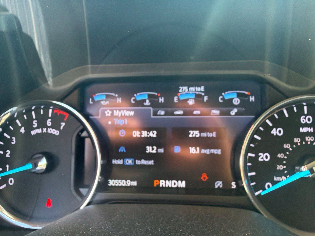 Used 2020 Ford Expedition XLT w/ Equipment Group 202A AWD/4WD image 12