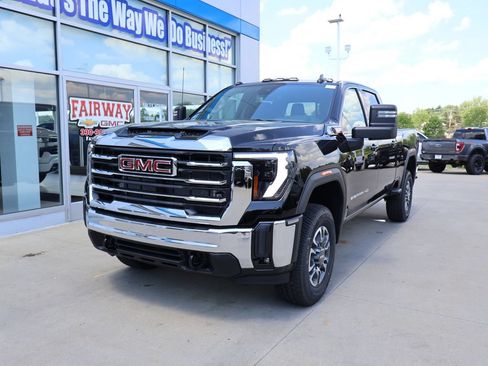 New 2026 GMC Sierra 2500 SLE w/ Max Trailering Package AWD/4WD image 6