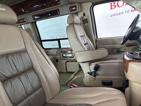 Used 2003 Ford E-150 and Econoline 150 image 12