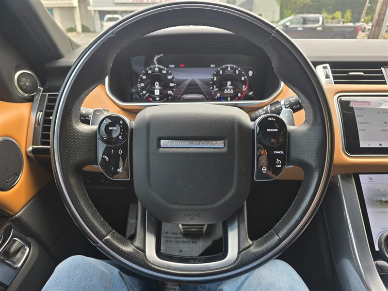 Used 2020 Land Rover Range Rover Sport HSE Dynamic AWD/4WD image 6