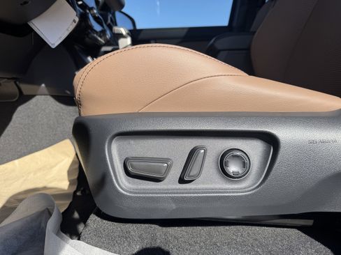 New 2026 Toyota 4Runner Limited image 12