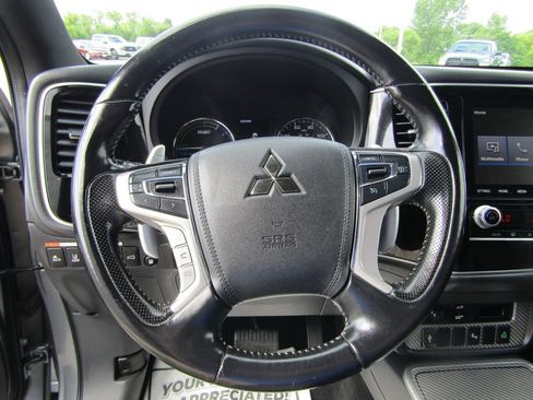 Used 2022 Mitsubishi Outlander SEL image 15