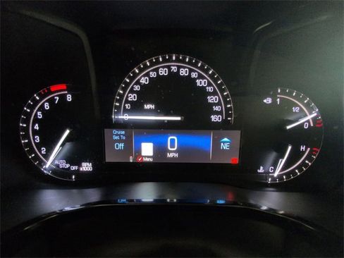 Used 2018 Cadillac XT5 Luxury w/ Driver Awareness Package image 18