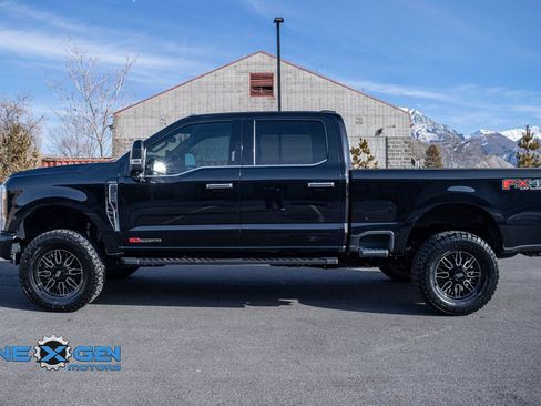 Used 2023 Ford F350 Limited w/ FX4 Off-Road Package AWD/4WD image 4