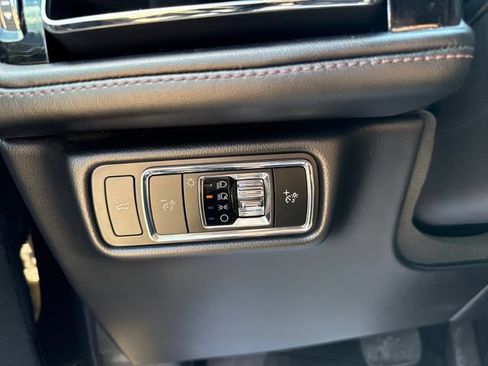 Used 2023 Lincoln Aviator Reserve w/ Elements Package Plus AWD/4WD image 19