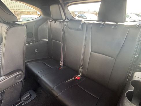 Used 2025 Toyota Highlander XSE AWD/4WD image 28