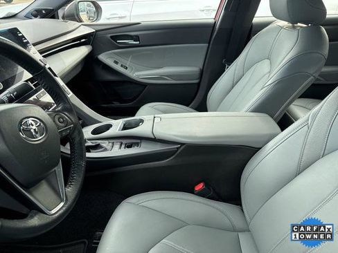 Certified 2020 Toyota Avalon XLE w/ Moonroof Package image 4