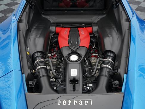Used 2021 Ferrari F8 Tributo RWD image 82