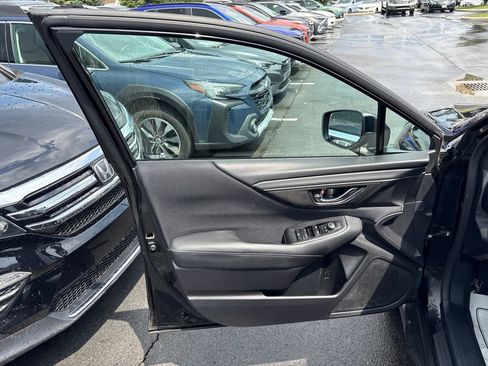 Used 2020 Subaru Outback Premium w/ Popular Package #1 AWD/4WD image 18