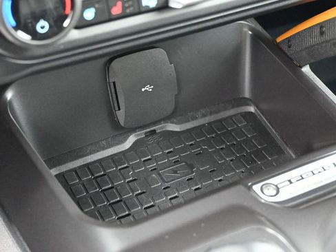 Used 2024 Ford Bronco Badlands image 18