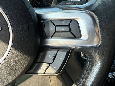 Used 2018 Ford Mustang GT Premium image 15