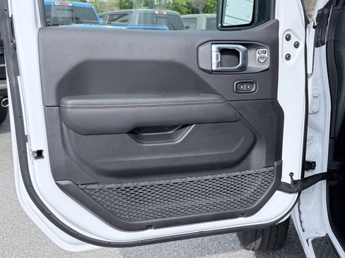 New 2026 Jeep Gladiator Sport image 31