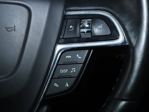 Certified 2023 Lincoln Nautilus Reserve image 24