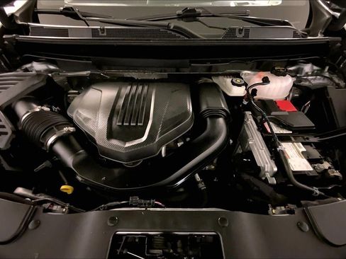 Used 2024 Chevrolet Traverse RS w/ LPO, Floor Liner Package AWD/4WD image 10