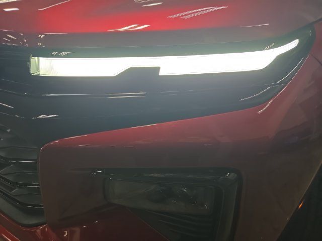New 2026 Chevrolet Traverse LT w/ Midnight/Sport Edition FWD image 35