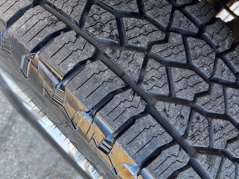 Used 2017 Chevrolet Silverado 1500 LTZ image 23