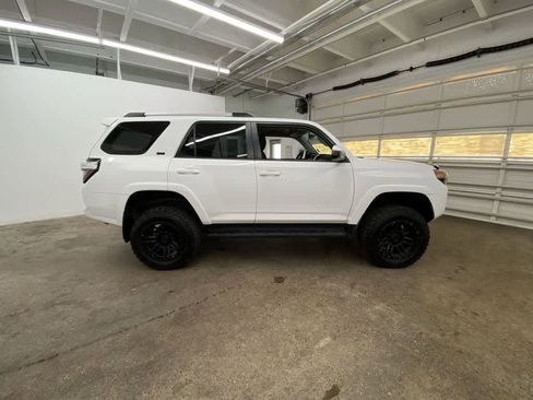 Used 2019 Toyota 4Runner SR5 image 7