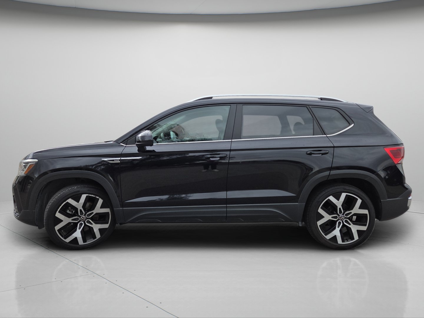 Used 2023 Volkswagen Taos SEL AWD/4WD image 22