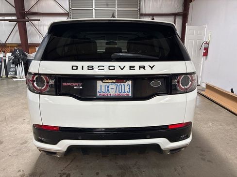 Used 2017 Land Rover Discovery Sport HSE image 13