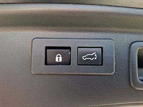 Used 2019 Subaru Forester Limited AWD/4WD image 30
