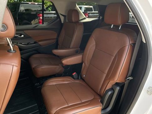 Used 2020 Chevrolet Traverse High Country w/ LPO, Floor Liner Package AWD/4WD image 26
