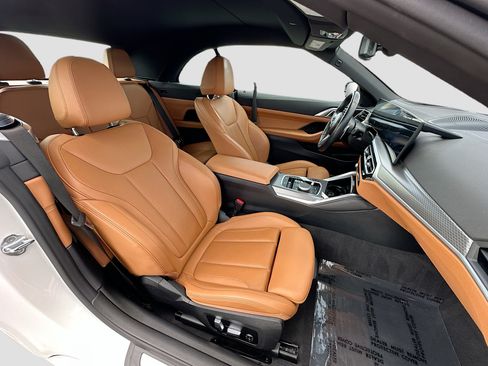 Used 2024 BMW 430i Convertible w/ M Sport Package RWD image 28