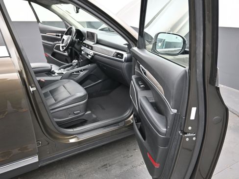 Used 2021 Kia Telluride EX image 19